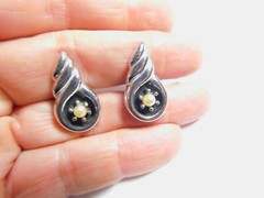 Off White Faux Pearl Black Enamel Silver Tone Shell Men’s Cufflinks Vintage
