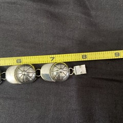 Vtg Rare SilverTone 8″ Baseball Cap Link Bracelet 50s Novelty Sport Memorabilia