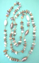 Vintage Nuggets of MOTHER OF PEARL & Glass Beaded Necklace