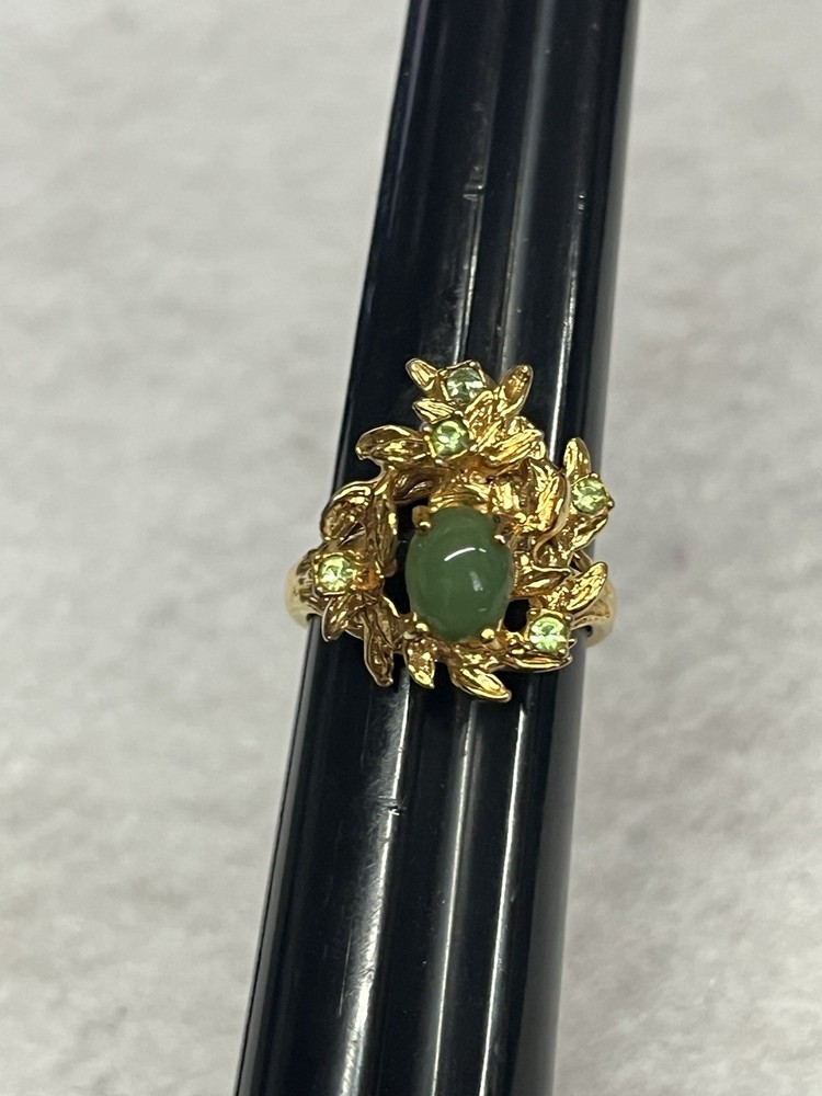 Vintage 18KT. H.G.E. Faux Jade Uranium Glow Stones Gold Plated Ring 7.75