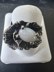 Vintage 14K Gold & Opal Brutalist Textured Free Form Ring Size 4.5