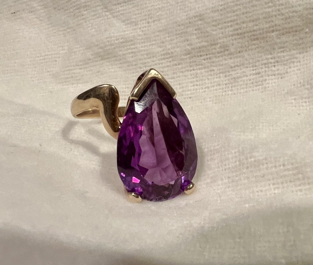 Vtg 14K Gold Pear Shaped Color Change Sapphire 14.5ct Sz 8 Cocktail Ring