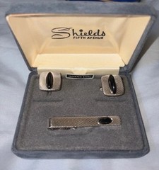 Vintage 1960 Shields Fifth Avenue Silver and Black Cufflinks and Tie Bar in Orig