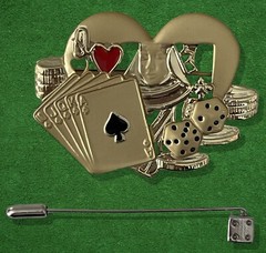 VTG AJC Brooch Pin Queen of Hearts Royal Flush Chips Dice Goldtone Enamel &Bonus