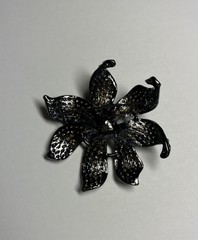 Vintage Antique Black Crystal Rhinestone Enameled Metal Flower Brooch Pin