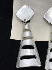 Vintage Temptation Fashion Jewlery Silver Tone Statement Clip-on Earrings