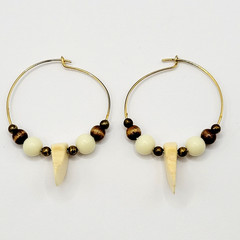 Southwest Style Beaded Wire Hoop w Faux Resin Claw or Tooth Vtg Pierced Earrings