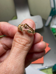 Vintage 10K Two-Tone Gold Diamond Flower Floral Ring Size 6.5 3g