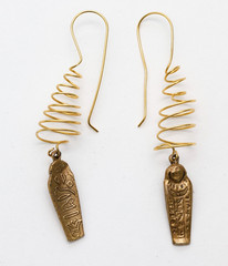 Vintage Gold Tone Egyptian Sarcophagus Dangle Earrings 3 1/8″ L