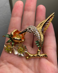 Vintage Gold Tone White and Green rhinestone hummingbird brooch with flowers