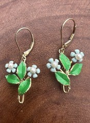 Vintage 14K Gold Overlay Enamel Pearl Blue Floral Leverback Dangle Earrings 1.5”