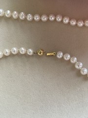 Vintage 14ct yellow gold genuine creamy pearl necklace