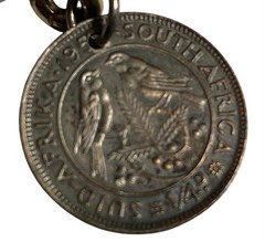 Vintage 1960″s British Coin Charm Bracelet Gold Tone Link Chain 9 Charms 6″