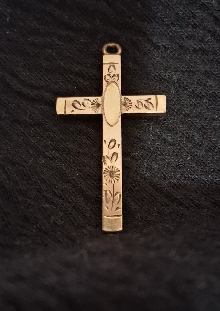 Vintage S&C 12K Gold Filled Cross Pendant Etched Floral Monogram Cartouche 1.5″