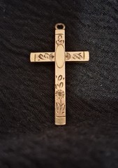 Vintage S&C 12K Gold Filled Cross Pendant Etched Floral Monogram Cartouche 1.5″