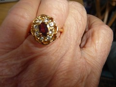 18KT H G P PLATED GOLD TONE TINY RED STONE SZ 7.5 RING #31/18-3