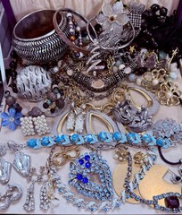 Vintage Estate Costume Jewelry Lot! MONET, NAPIER and more!