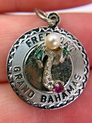 Vintage Sterling Silver Faux Pearl Freeport Grand Bahamas Pendant 2.5 Grams