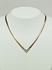 COOL 1980s 13-14k Multi-Tone Gold Herringbone Diamond Pave’ Chevron 16″ Necklace