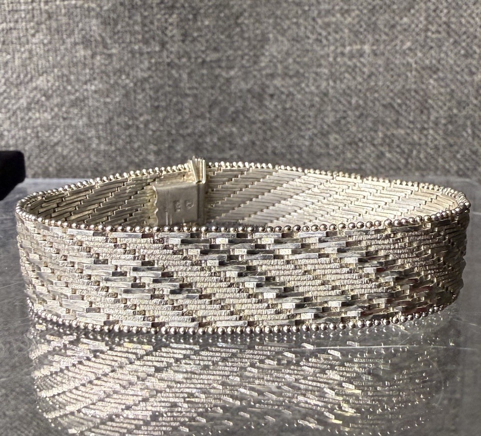 Vintage Sterling Silver Mesh Link Bracelet 7.5”