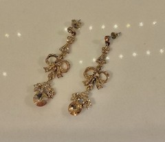 Stunning Vintage Champagne Rhinestones Flowers And Bows Earrings, 2”