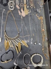 VINTAG 1970-1990 Retro Mcm JEWELRY 80 PC LOT NECKLACE BRACELET RINGS EARRINGS