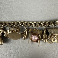 Vintage Charm Bracelet Windmill Well Cart Gold Tone Dutch Theme 7.5″