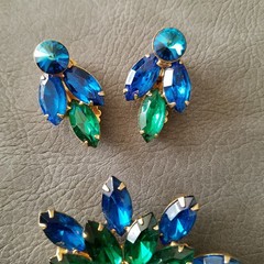 Vintage Blue Rivoli and Dark Green Marquise Brooch and Earrings Goldtone Set