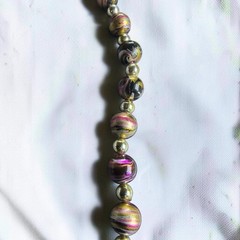 Vintage Marbled Lucite Bead Necklace Black Gold Pink Silver 24″ Mid Century