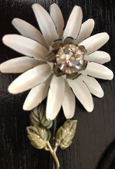 Signed FRANCOIS Coro Brooch White Black Aster 4″ Rhinestone Center 1940 Rare Vtg
