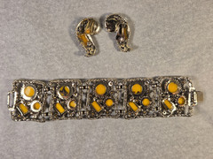 Vintage Mid Century SELRO/SELINI Costume Jewelry Set Bracelet & Earrings