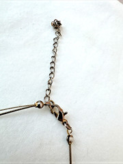 Statement Matte Gold 1990s 2000s y2k Round gold Amulet wire choker VTG Necklace