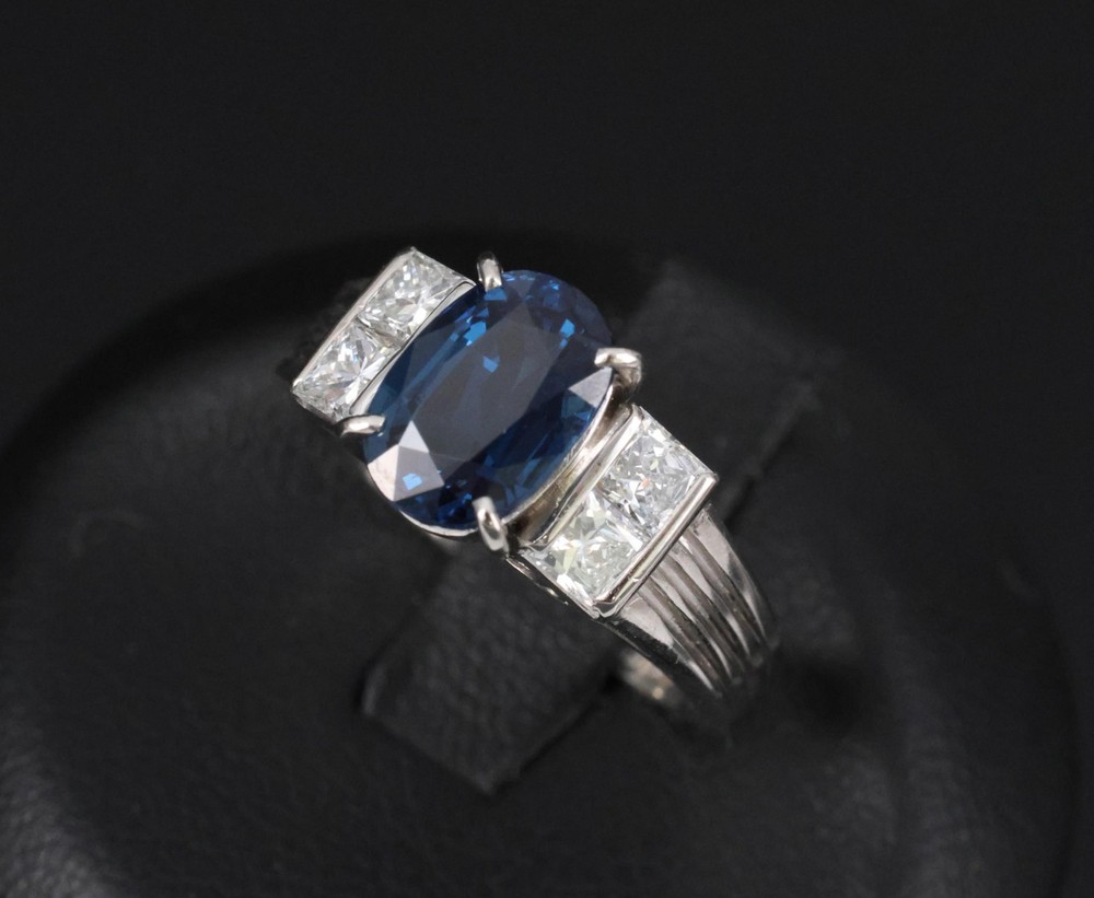 Fine 2.84ct Royal Blue Sapphire & 0.76ct Diamond Platinum Ring, Size 5.5