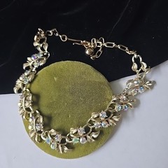 Vintage Unsigned Coro Gold Tone AB Glass Rhinestones Choker Necklace 15.5″L