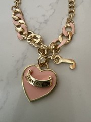 VINTAGE Y2K JUICY COUTURE GOLD TONE ENAMELED HEART NECKLACE
