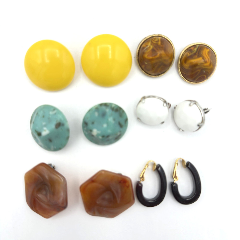 PLASTIC vintage earring lot – 6 colorful clip-ons MCM Kramer Castlecliff Trifari
