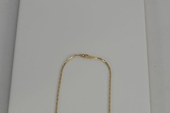 Steuben glass rose bud mounted with a 14kt yellow gold 17″ neck chain