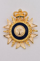 Vintage Crown Anchor Brooch Blue Enamel Crest Military Nautical Pin 1980s BinAL