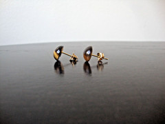 VINTAGE 1970s HANDMADE TIGER’S EYE CABOCHON YELLOW GOLD PLATED STUD EARRINGS