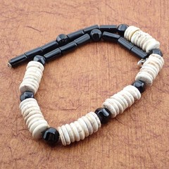 Vintage Black Onyx Bead Saucer Jasper Sterling Silver Clasp 20″ Necklace