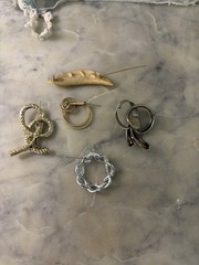 Vintage Mid Century Modernist Brooch Lot 5pc Signed Gerry’s Abstract Gold Silver