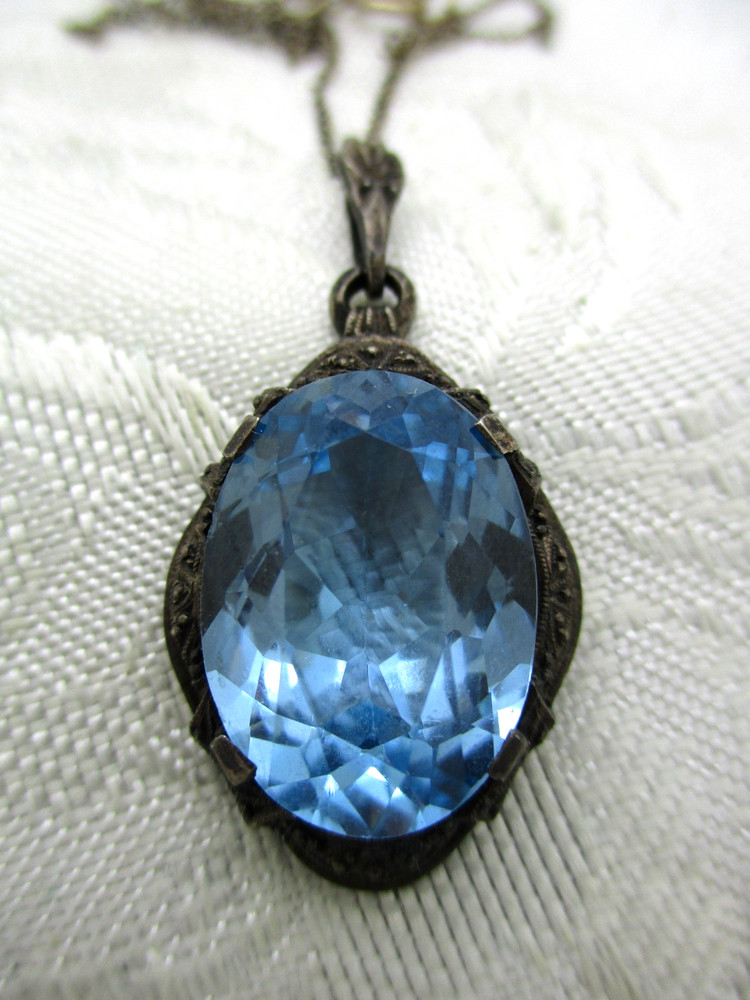 VINTAGE ANTIQUE 935 STERLING SILVER AQUAMARINE ORNATE PENDANT NECKLACE 18″ CHAIN