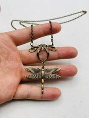 Vintage Style Antiqued Bronze Tone Art Nouveau Dragonfly Elegant 18 in Necklace