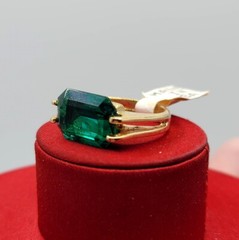 Vtg Sz 10 Ring Lg Green Cubic Zirconia 18KGE Gold Electroplated Jewelry StyL2