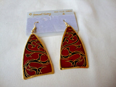 VINTAGE 1970 SAMUEL HUANG DESIGNER CLOISONNE RETRO ABSTRACT BLACK & RED EARRINGS