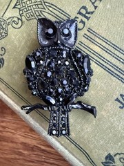 Vintage Owl Figural Black Rhinestone Black Metal Brooch Unsigned