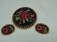 vintage Petite Pointe Brooch Earring set