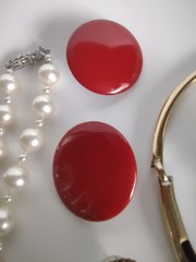 26 Pcs Costume Jewelry Lot Many Signed *Monet *Celebrity *Florenza *Eisenberg ++