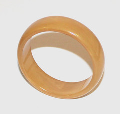 Vintage Bakelite Bangle Bracelet Butterscotch Swirl 3″ round 5/8″ W No Brand EXC