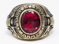Vintage US Army Military Gold Plated Ring Red Faceted Stone Karatclad Size 10.5